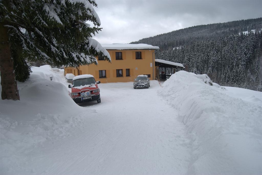 Pension Popelka Špindlerŭv Mlýn Exterior foto
